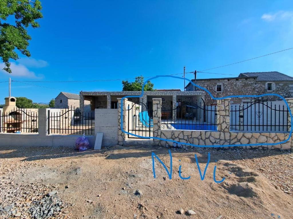 Nivi Appartement Slivnica Buitenkant foto