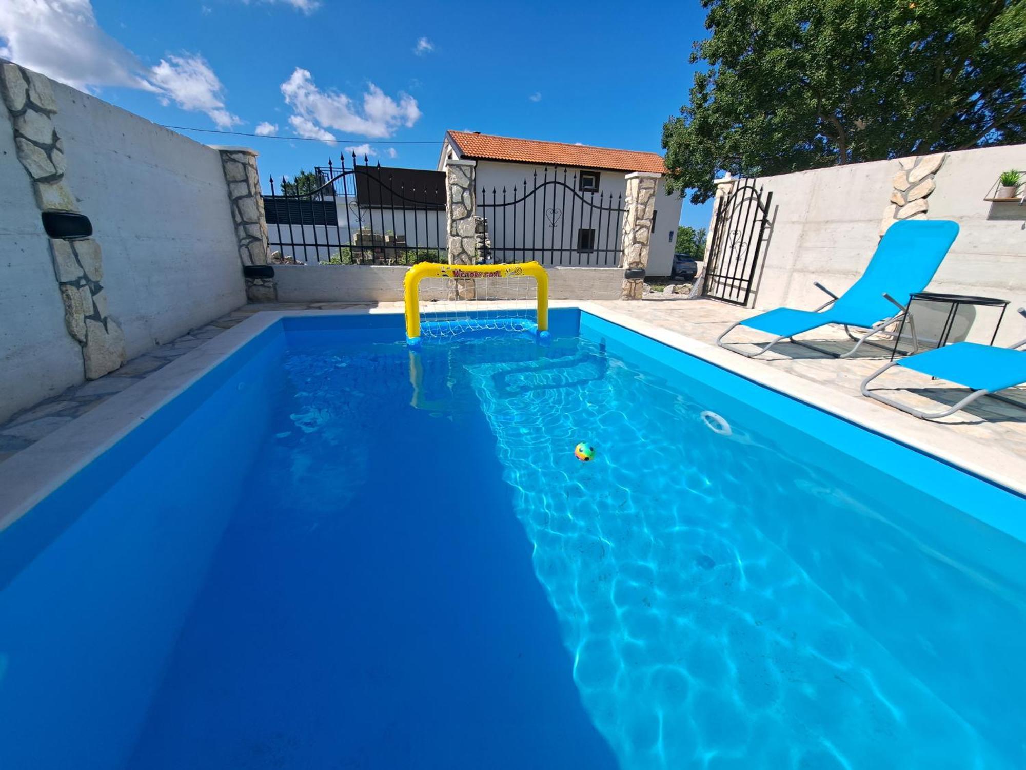 Nivi Appartement Slivnica Buitenkant foto